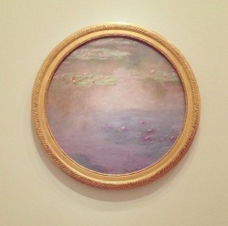 girlnah:  Monet’s “waterlilies” 