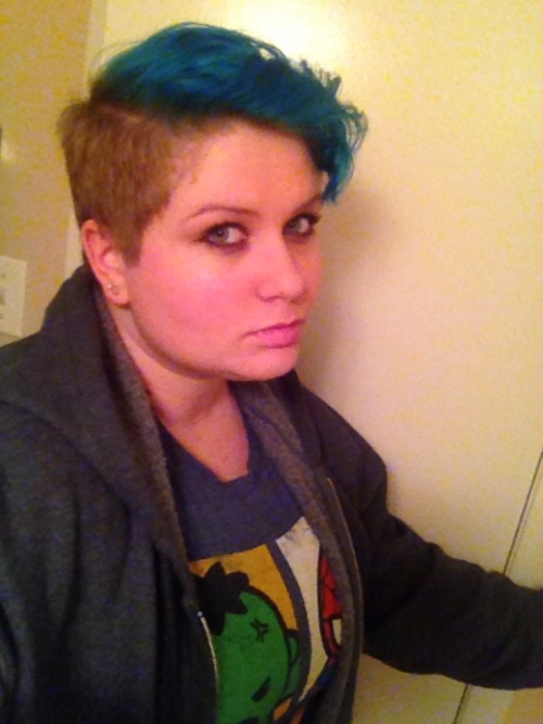 chlorogirl:  Tagged by @ich-bin-khzar for the six selfie challenge. I thought I had already posted most of my selfies to tumblr, but I managed to scrape together six selfies, across the last two months, and showing pretty much the full range of my gender
