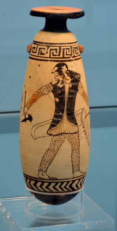 An Amazon warrior.  Alabastron, artist unknown; ca. 490 BCE.  Now in the Staatliche Antike