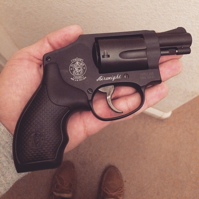 stayzeroed:  Smith&amp;Wesson442 #revolver #wheelgun #guns #handgun #pistol #igmilitia