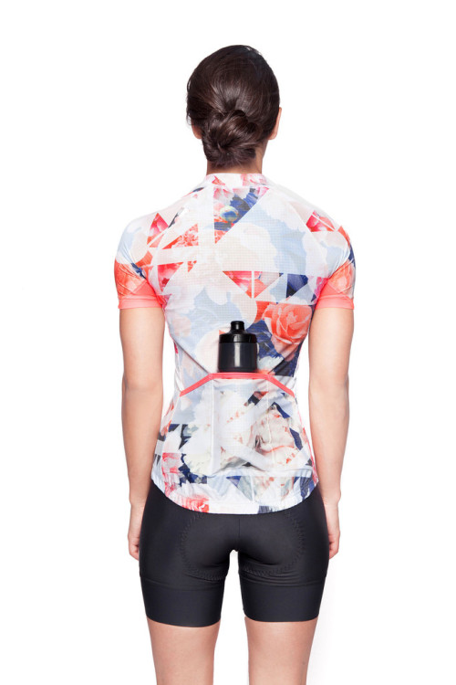 duvelo: MACHINES FOR FREEDOM A high-quality, high-performance brand for women.