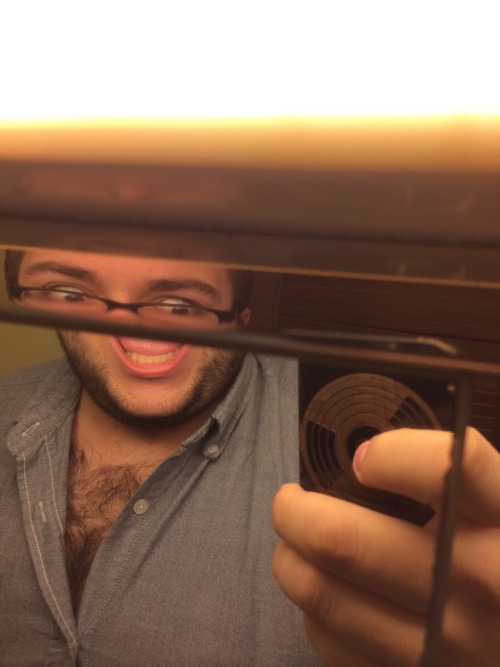 themythoffingerprints:I am the perfect height to make this mirror hilarious.