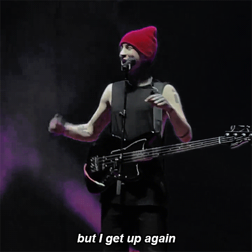 holdingntoyou:you are never gonna keep me down