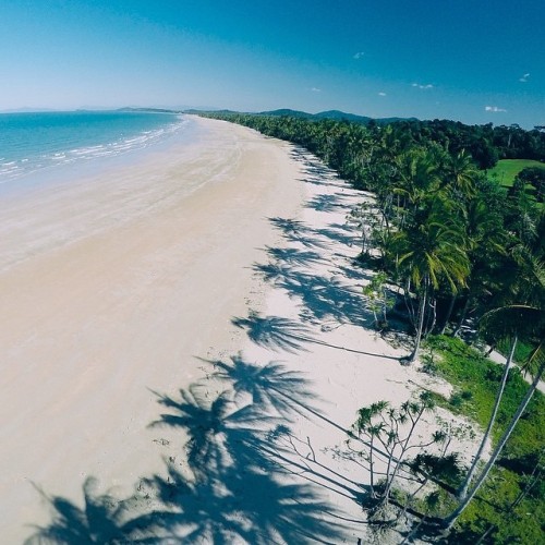 oceaniatropics:Mission Beach, Queensland, Australia, by @thelifedeco
