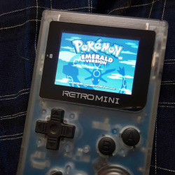 welcometomomuniverse:  2000ish:  spookygrowly:   shutupandtakemymonies:    The Retromini (Retro mini) is a handheld console which can play GB, GBC, GBA and NES Games. At only 103. grams with the battery, it is lightweight and extremely portable.   It