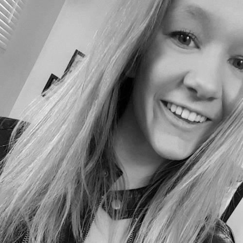 i-love-cute-teens: PJ  Gorgeous smile