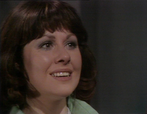 Elisabeth Sladen as Sarah Jane Smith in ‘Terror of the Zygons’ - pt 1