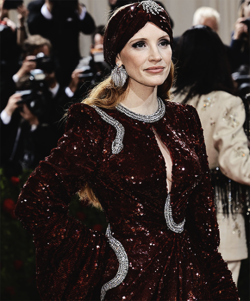 gettingscrazy:JESSICA CHASTAIN The 2022 Met Gala Celebrating “In America: An Anthology of Fashion” M