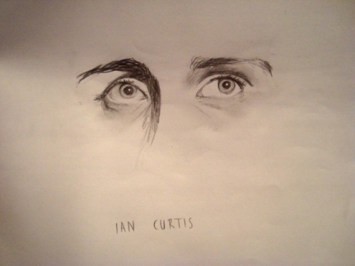 eleonorasolazzielleuniverse:  eleonorasolazzielleuniverse:  I like draw eyes because I think that eyes show the personality of a person, so I draw some famous people’s eyes, I hope you like my work :)  OMG the notes! Thank you guys :) 