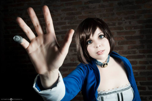 Are you real? - Elizabeth Cosplay . by Thecrystalshoe