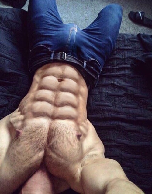 totaltoppkg:close to perfection….only thing missing is him in my bed….