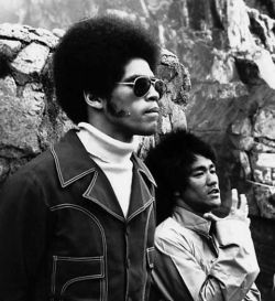 suicidewatch:  RIP, Jim Kelly. the best afro