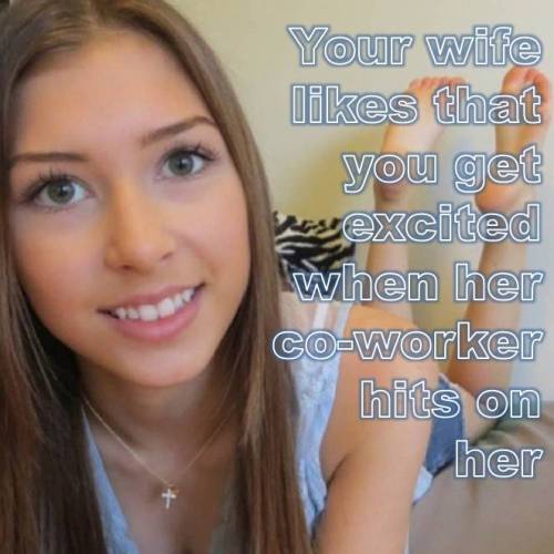 mysexyoriginals:  Encourage her to go farther!