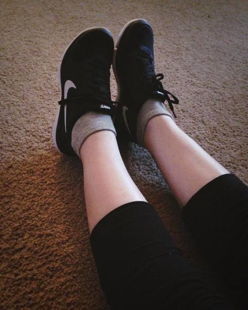 my new kicks thanks mum #Nike #nikeflex #mynikes #sg #shoes #newshoes #runners #runningshoes