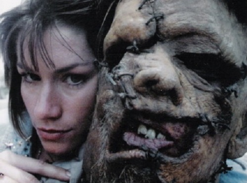 my-midlife-crisis:caroline williams (stretch) and bill johnson (leatherface) fooling around- texas c