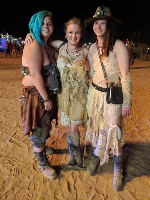 Wasteland weekend looks (part 3 / 4)These lace dresses were PERFORMANCE ART &ndash; the antique 