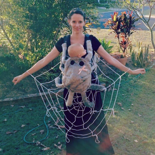 awesome-picz:     Baby Halloween Costumes That Are So Cute, It’s Scary. 