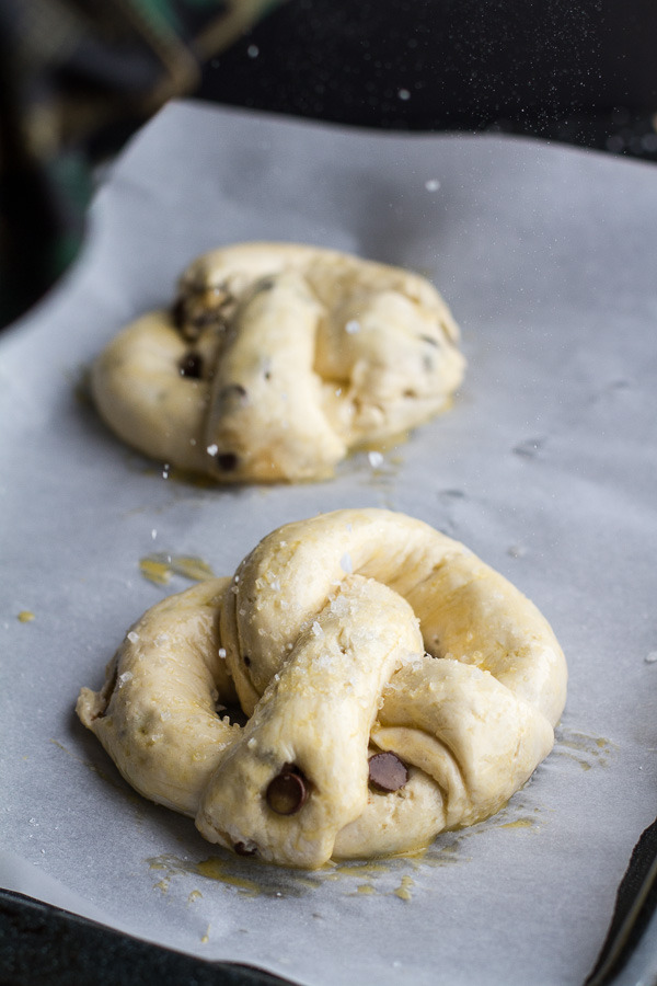 sweetoothgirl:Warm Chocolate Chip Cookie Stuffed Soft Pretzels