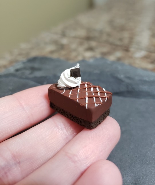 kai-ni:  kai-ni:  Updated the shop with some… tiny desserts  Pls reblog, work cut