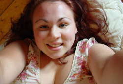 fister6667:  curvyrosy:  Hello to all my followers. I’m Rosy, a voluptuous and curvy straight girl in my early  twenties and I have decided I want to share nude pics of myself. I am  doing this mainly for confidence. A little while ago I came out of