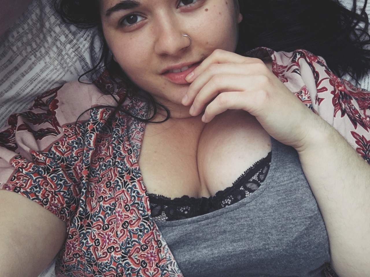 dirtymikefl:  peachieskin:  I’m just aching for that deep love and affection  (Reblog