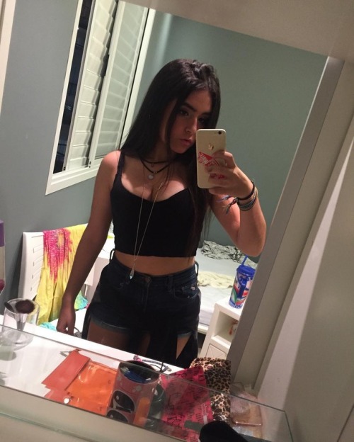 http://streetgrl.tumblr.com/post/158199268597
