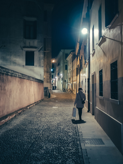 We see Treviso in the dark, and we photograph it24 Febbraio 2019 - Scatti fatti a Treviso cercando d