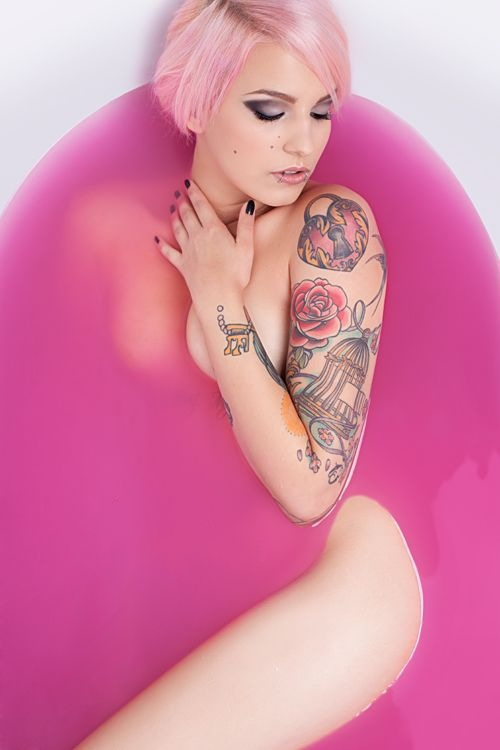 pikkys:  Pikky’s - for those with a good taste ;] 