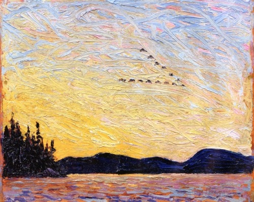 Round Lake, Mud Bay   -   Tom Thomson , 1915Canadian, 1877-1917Oil on wood,  21.5 cm (8.46 in.)  x  