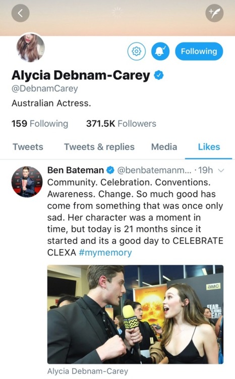 alyciasgold:Alycia liked a tweet about Clexa/Lexa