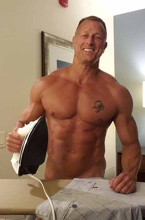 Muscle dads