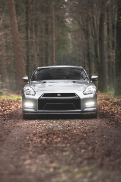 themanliness:  Nissan GT-R | Source | MVMT