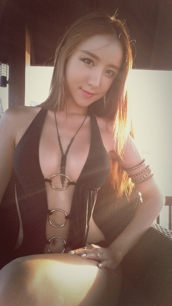 Gravure & Glamour