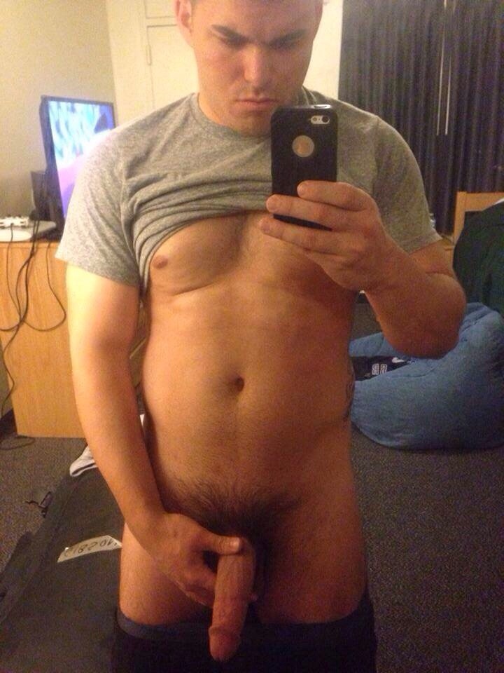 betomartinez:   Beto’s Corner  http://betomartinez.tumblr.com/  That dick and ass