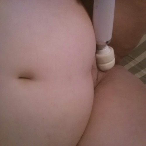 wickedlywenchy:  I have video that goes with adult photos