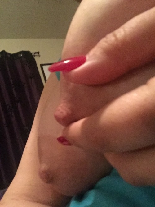 julietmommy1978: I have such a strong craving for being groped and used.