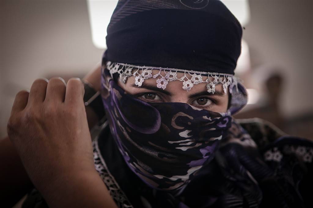 soldiers-of-war:  IRAQ. Nineveh province. Outskirts of Rabiaa. August/September 2014.