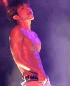 shinee-mania:  Jonghyun kills me, moment 25 of ∞ © 
