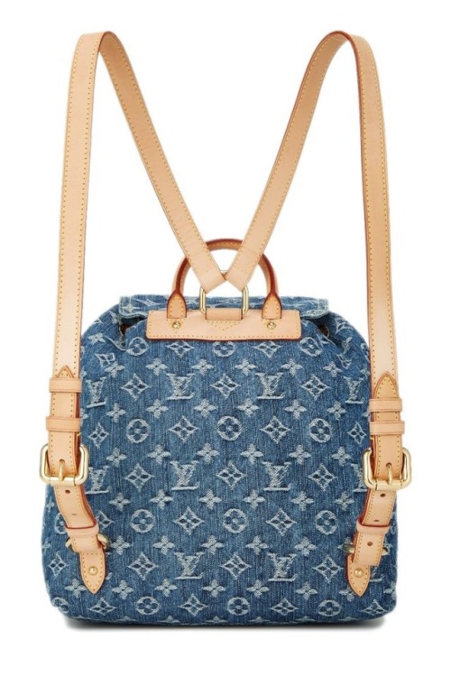 imni-nm: LOUIS VUITTON BLUE MONOGRAM DENIM SAC A DOS GM $4,150.00