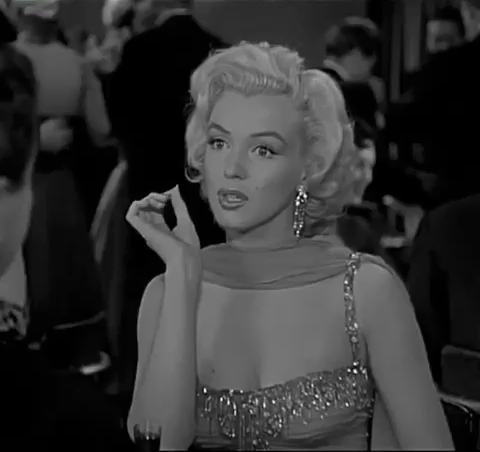 Marilyn Had A Never-ending Thirst For Knowledge And Self-improvement. She Loved Poetry And Music And