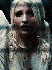 zombooyah2thesequel:Emily Browning as Babydoll in Sucker Punch (2011) “You have all the weapons you 