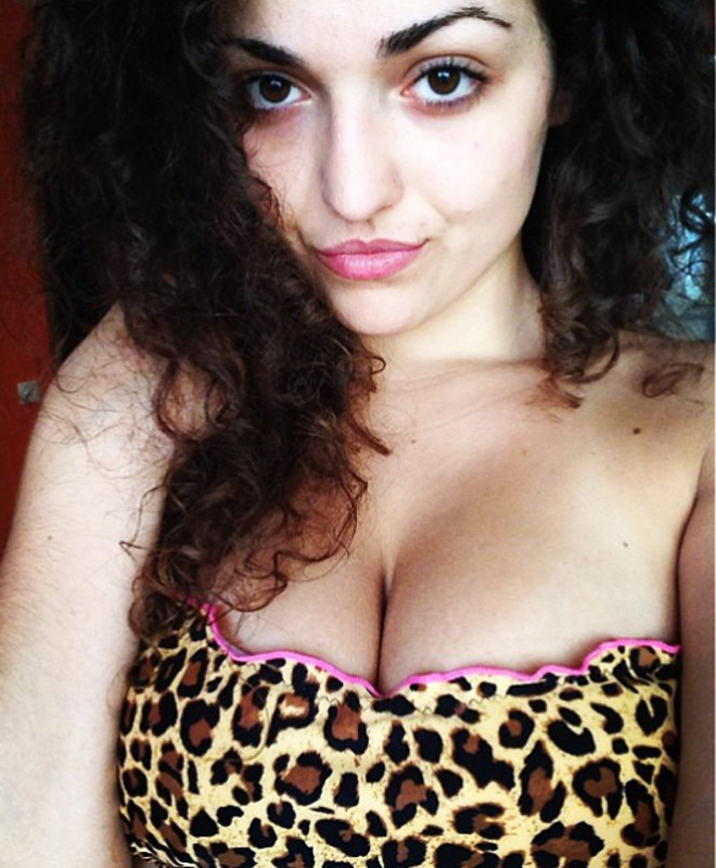 bbustyamateurs:  Busty italian teen Federica ( . Y . ) 