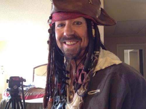 fuckyeahmythbusters:  Adam Savage as Jack Sparrow at this year’s Dragon Con