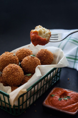 do-not-touch-my-food:  Potato Cheese Balls