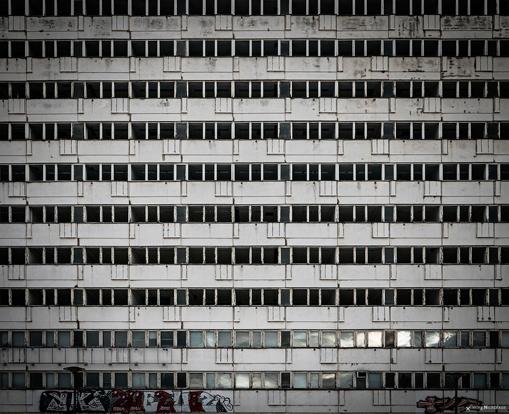 der-gorgonaut:  	// expiration //  web     facebook     flickr 