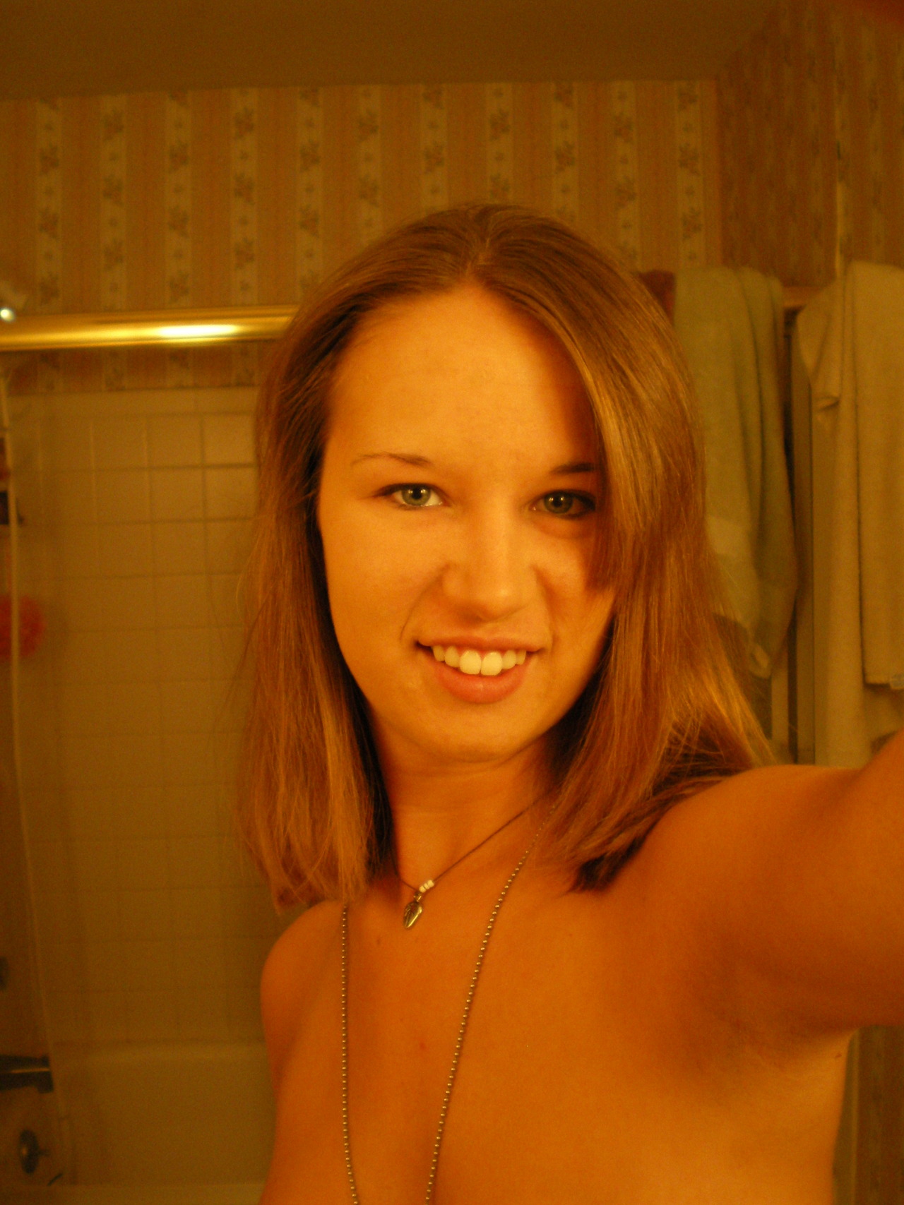 onelostmama:  mymarinemindpart2:  Sexy Military gf pt 11  I love her heart nipple