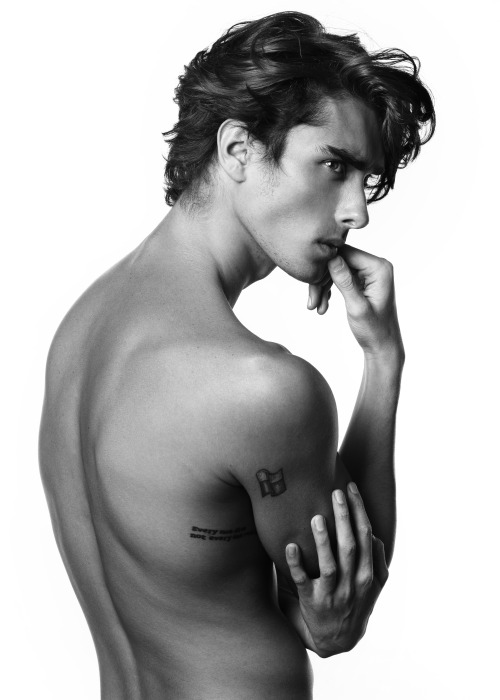 imerikdiaz:By Wong Sim