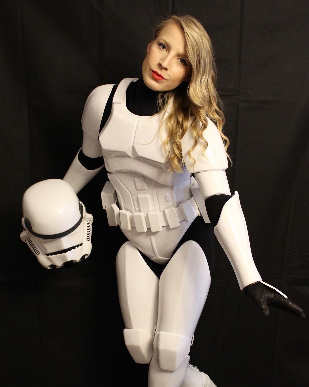 People have been asking for more Femtrooper pictures, so here we go! Looks like I will have to take more pics in this costume! #starwars #femtrooper #stormtrooper #tk #501stgermangarrison #501st #firstimperialstormtrooperdetachment #fisd...