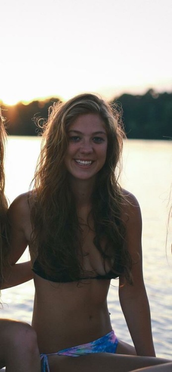 teenstakeselfie:On the lake