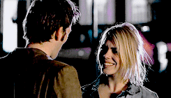 leedshappened:fangirl challenge: 1/15 pairings » Rose Tyler and Ten “How long are you going to stay with me?” ”F o r e v e r.”  